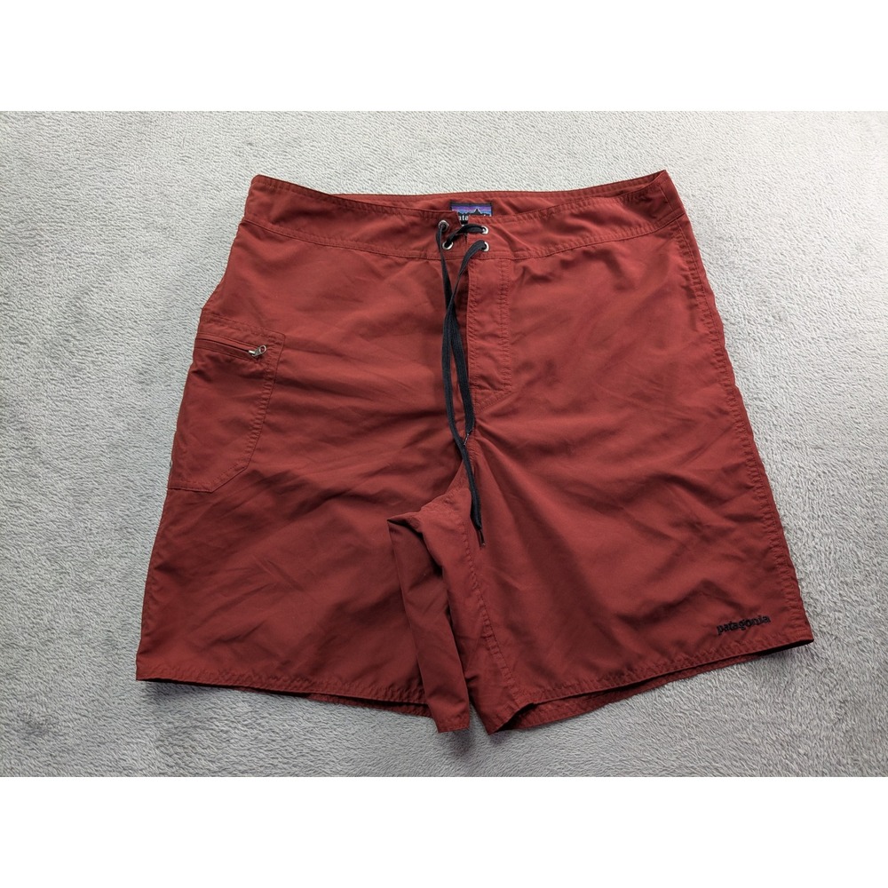Patagonia Mens Board Shorts Size 35 Rust Red Wave Print Swim Trunks Side Pocket